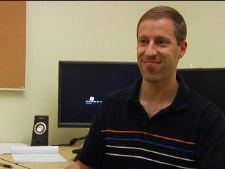 Java File和FileStream类区别在什么地方？？