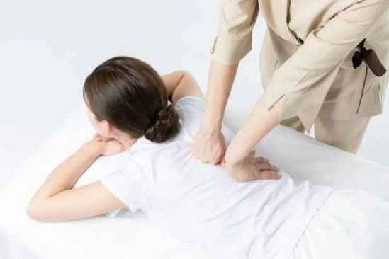 精油开背有飞机吗?