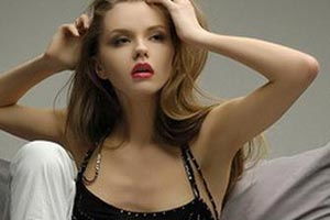 跟网恋男友说了很亲密的话，还没见面，就是说一些