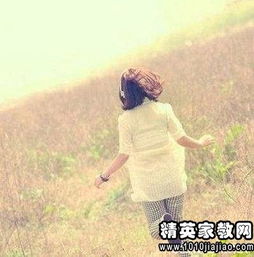 七月流火,八月未央,九月授衣，描写八月的优美开头