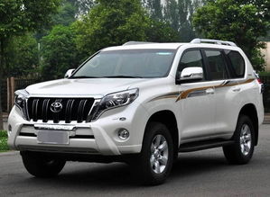 手动版丰田霸道内饰图片