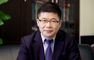 上海电台主持人海波出生年月