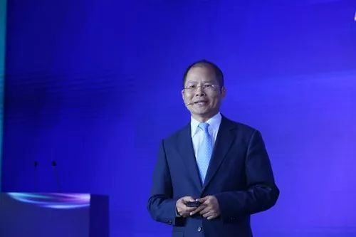 徐直军：员工不得滥用华为资源，这么说有何暗指？