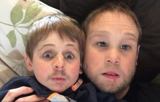 手机怎么p图换脸