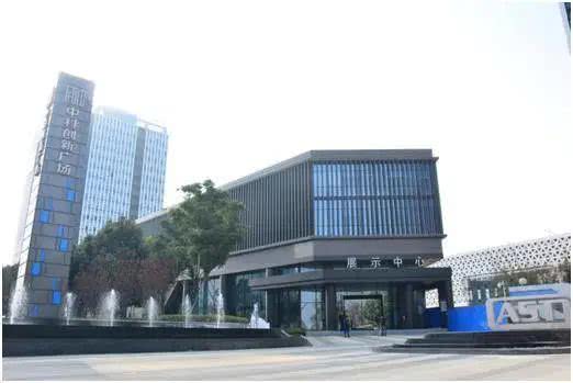 大学生创业孵化基地是干什么的？