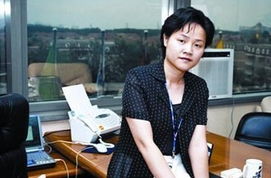 黄秀虹的成长经历