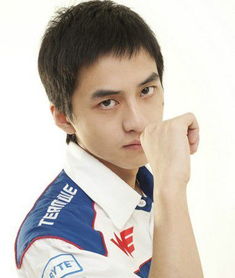 LOL，WE中各人的名字和打的位置，我就知道草莓上单