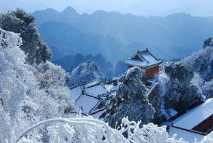 银装素裹的意思和造句