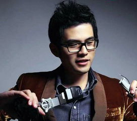 周杰伦的个人资料和他的家庭背景