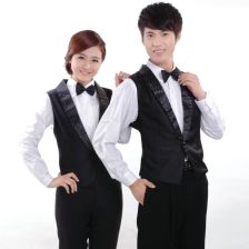 服务员和服务生的区别？