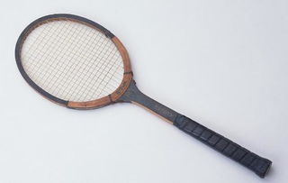 什么牌子的羽毛球拍好？