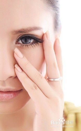 隐形眼镜什么牌子好？有没有推荐？