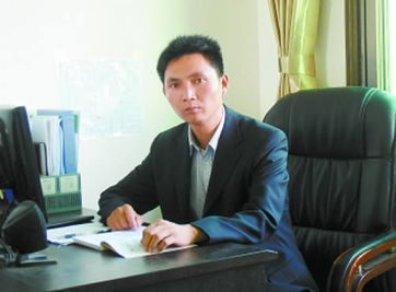 取名叫曾俊智与曾俊杰哪个好一些