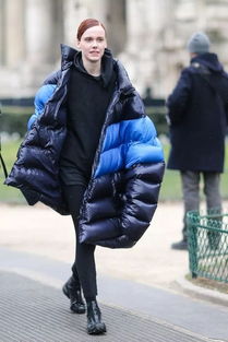 羽绒服怎么清洗小窍门，羽绒服怎么清洗油渍