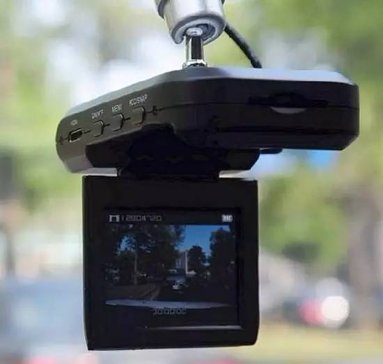 轿车上的行车记录仪有什么用,行车记录仪降压线有什么用