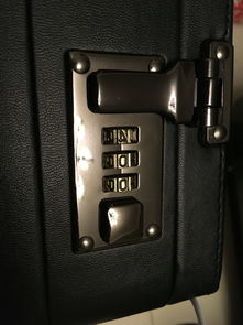 密码箱的密码忘记了如何开锁