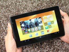 海信平板电脑10寸怎么装卡的？