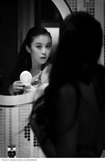 女为悦己者容的意思