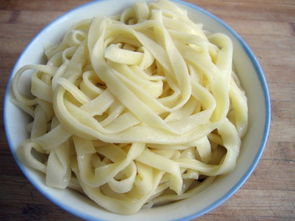 手擀面条的做法