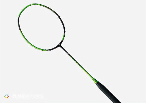 初学者选尤尼克斯羽毛球拍推荐，