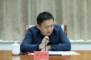 求高人帮忙设计个免费签名， 本人叫 周亚辉 谢谢了