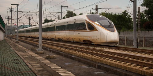 昆明到西双版纳火车停运了吗