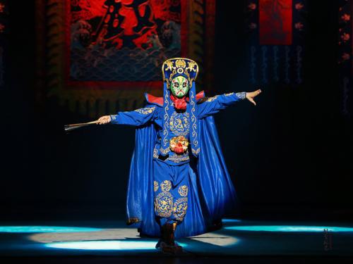 变脸是我国哪个表演戏剧的绝活儿,变脸是我国哪个表演戏剧的绝活打一句流派