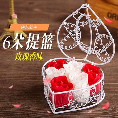 十大女生喜欢的礼物经济实惠,00后女生喜欢什么礼物