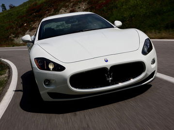 玛莎拉蒂车多少钱