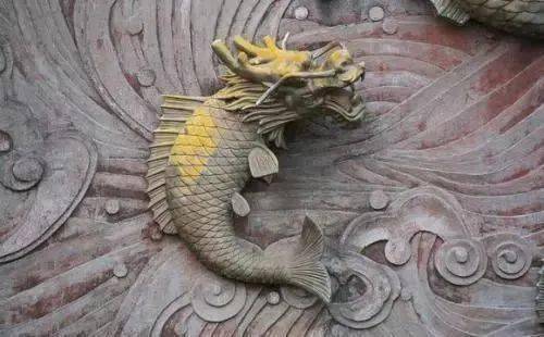 独占鳌头是什么意思？