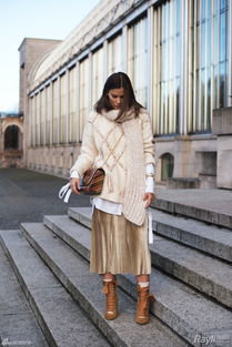 服装哪些颜色为百搭色?