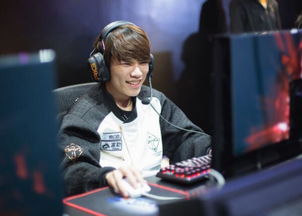 TBQ系列牵引变压器设置了哪些保护装置?分别起什么