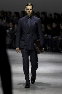 CORNELIANI属于奢侈品吗