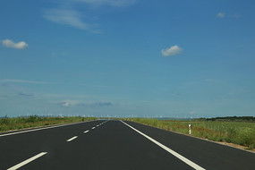 电脑下载有本地下载和高速下载，有什么区别，如图