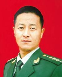 万金刚的事迹是什么?