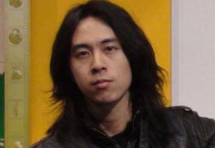 黄嘉伟的妻子邹筠犯了什么错？