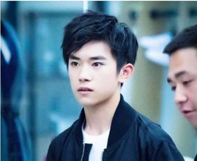 易烊千玺真名叫什么